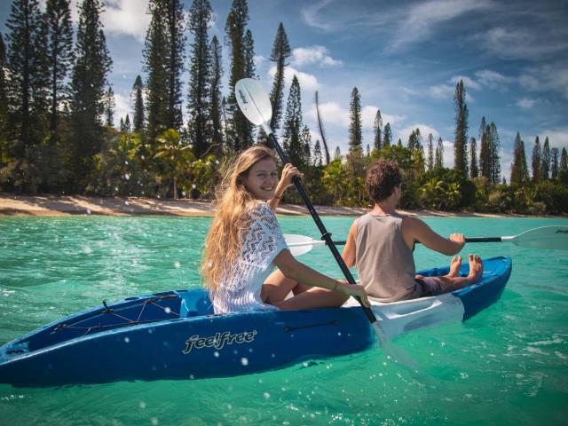 Session Kayak dans la baie de Kanuméra