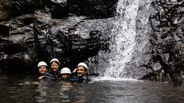 Caledonia Canyoning Charlotte Bertonneau Patrice Hauser 3046