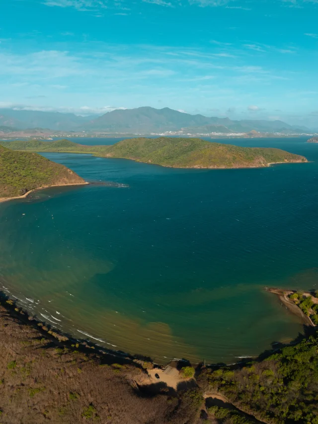 Baie De Toro Charlotte Bertonneau Patrice Hauser 42 Min